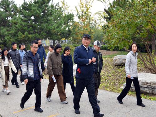 2025110355344752.gif 2-500.gif