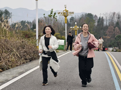 铜审风采 | 贵州铜仁德江审计干部激情开跑 五彩洋山河上展风采