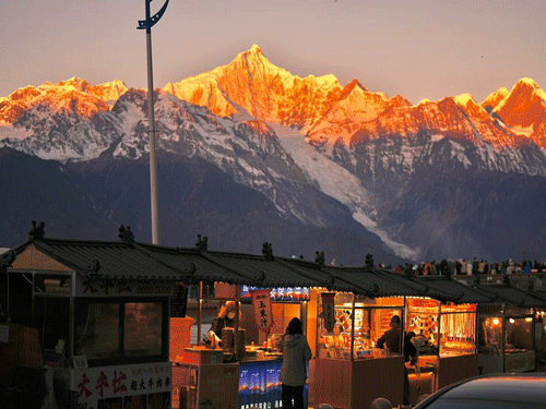 摄影——金山映灯火